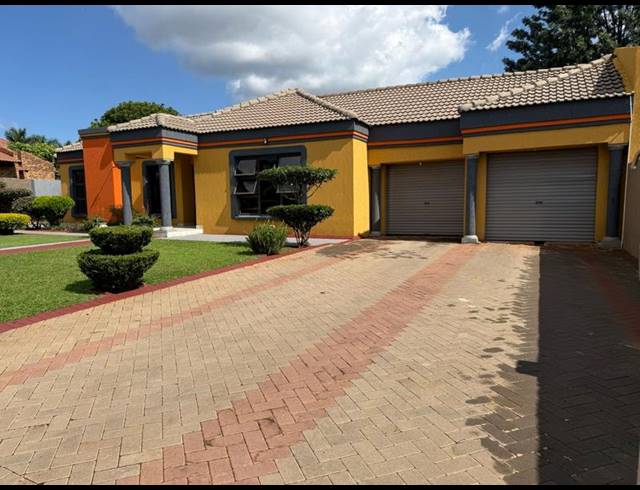 4 BEDROOM HOUSE FOR SALE IN CHANTELLE